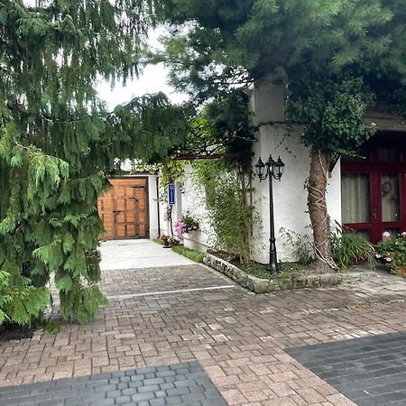 Pokoje Do Wynajecia Nowogrodziec 외부 사진