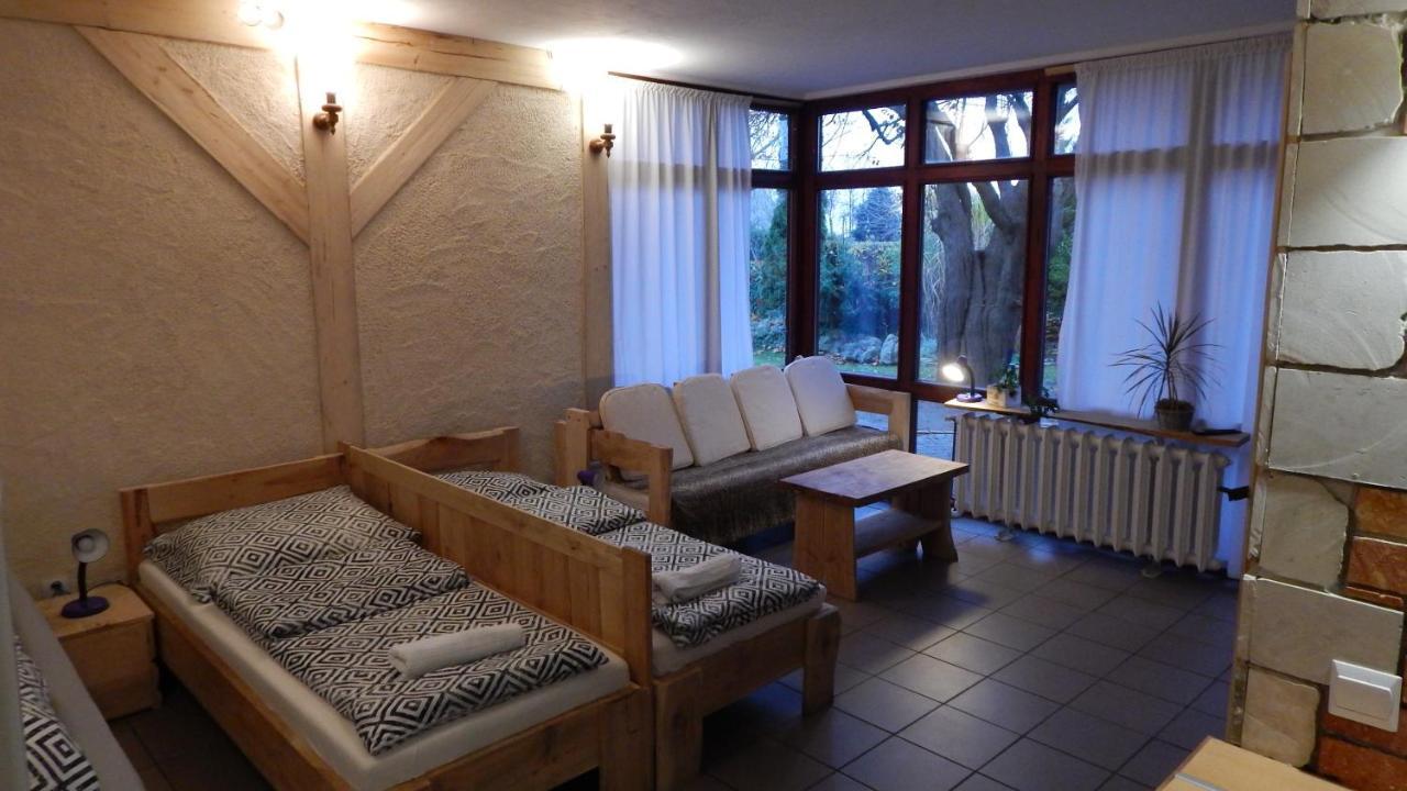 Pokoje Do Wynajecia Nowogrodziec 외부 사진