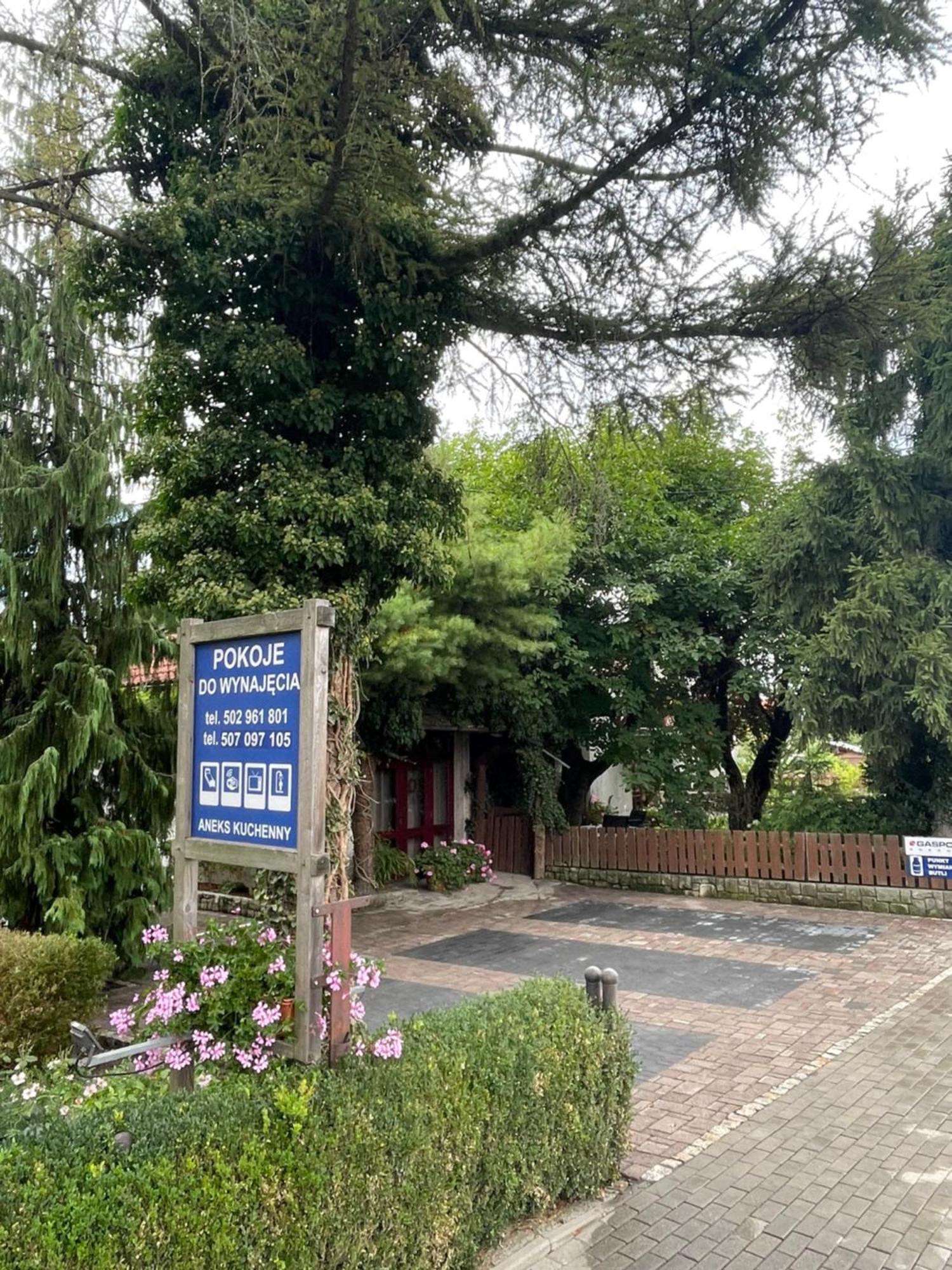 Pokoje Do Wynajecia Nowogrodziec 외부 사진